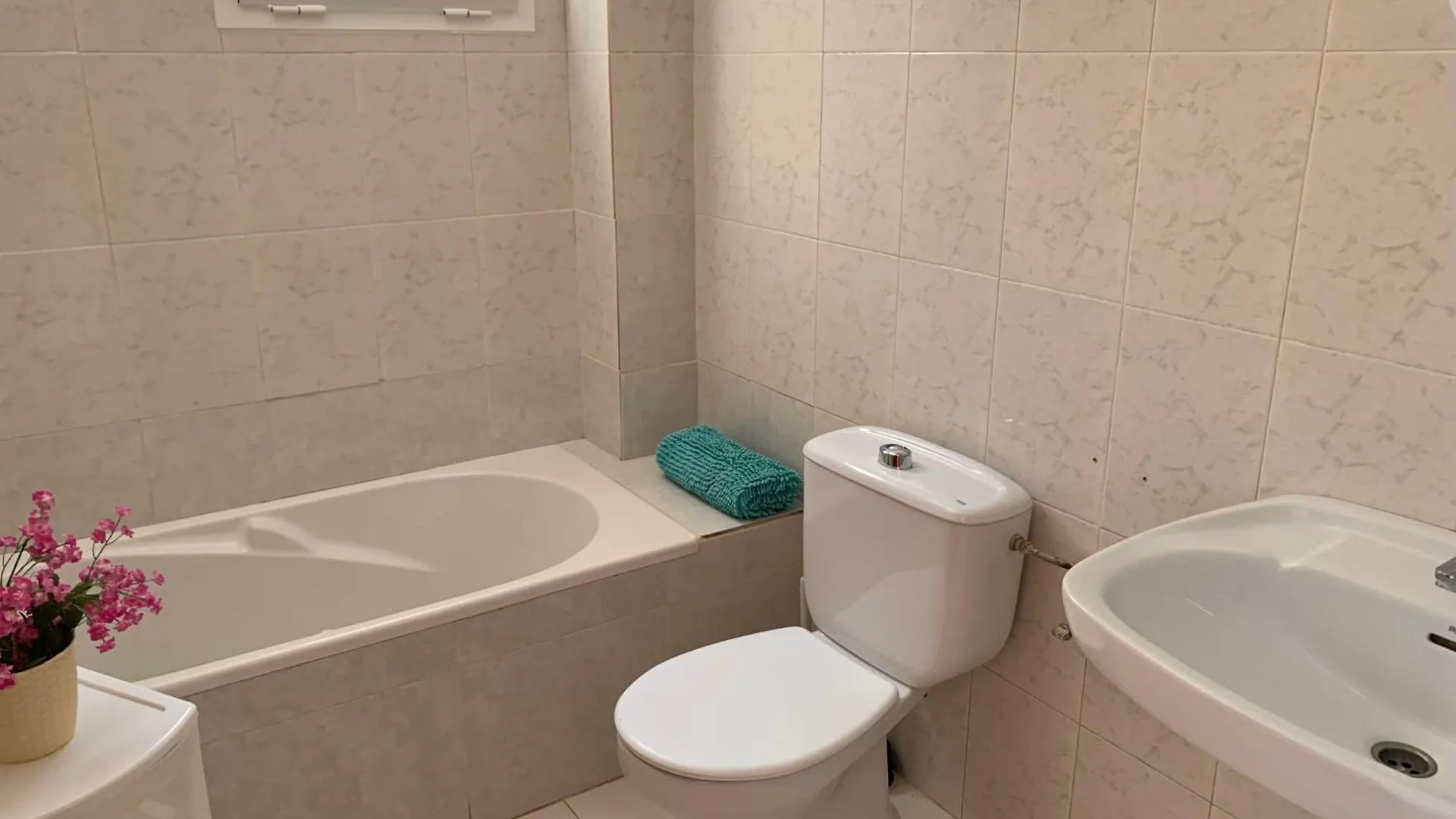 Apartamentos A Es Pujols- Formentera Vacaciones