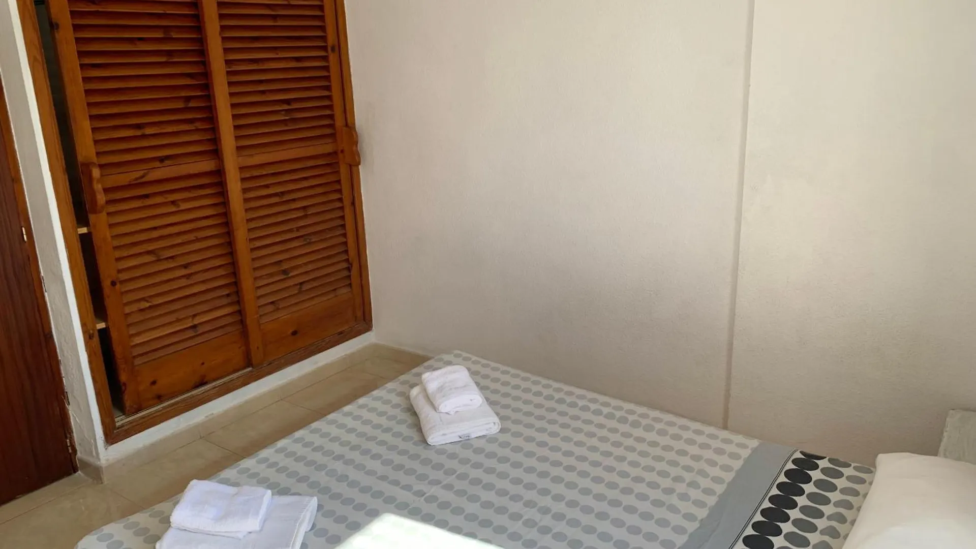 Apartamentos A Es Pujols- Formentera Vacaciones