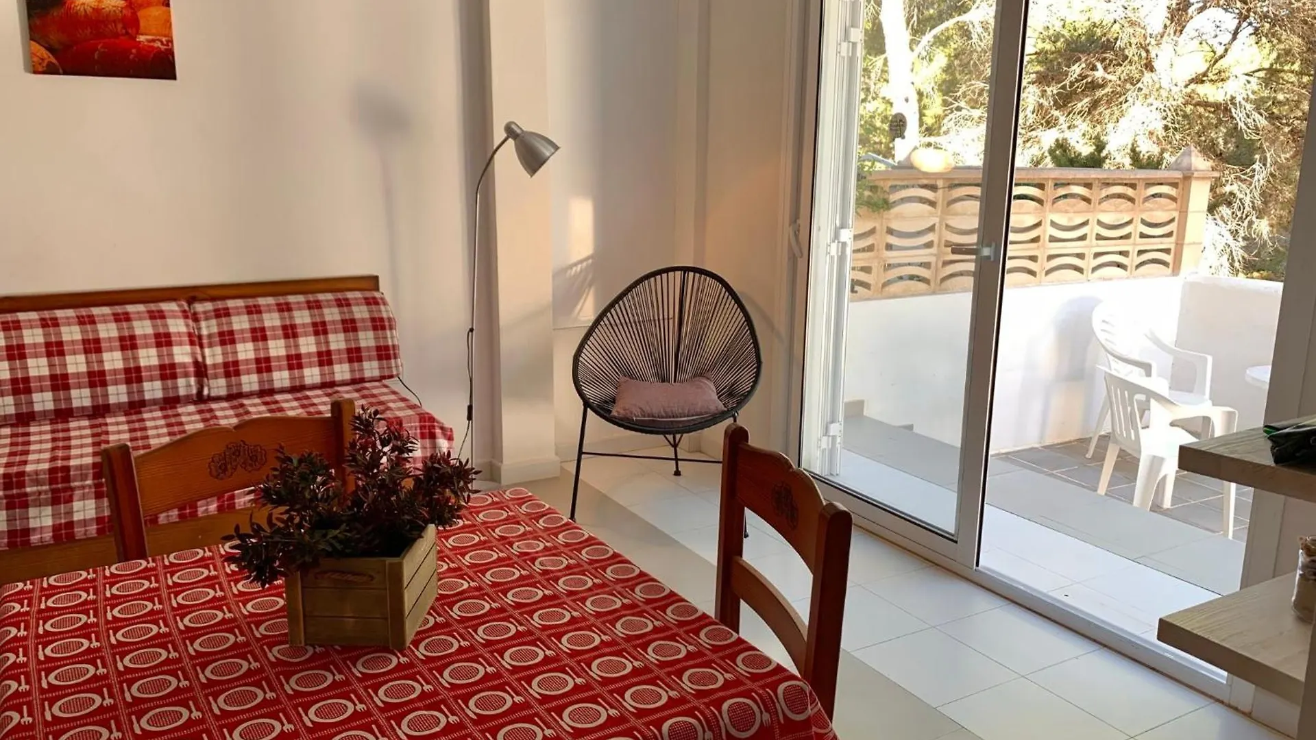 Apartamentos A Es Pujols- Formentera Vacaciones